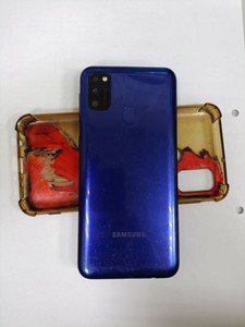 Б/в Мобільний телефон Samsung m215f galaxy m21 4/64gb 01-200982284
