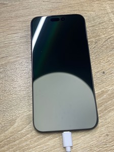 Б/у Мобільний телефон Apple iphone 15 pro max 256gb 01-200992068