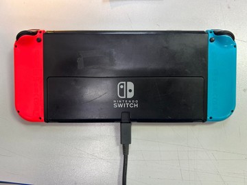 Б/в Ігрова приставка Nintendo switch oled 01-200997741