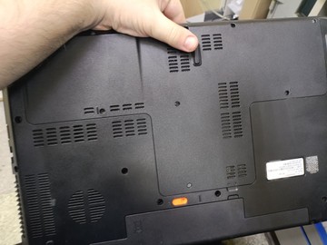 Acer 17/pentium 2020m ddr3/4gb ddr3/hdd 500 gb/ssd *відсутній/*інтегрована