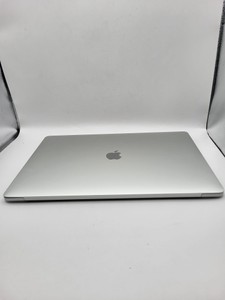 Б/в Ноутбук Apple macbook pro/a1990/ core i7 2,6ghz/ ram16gb/ ssd256gb/ amd pro 555x 4gb/ retina, touch bar 01-200997509