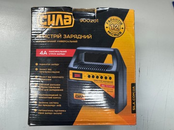 Б/в Автомобільний зарядний пристрій Сила 900201 01-200998018