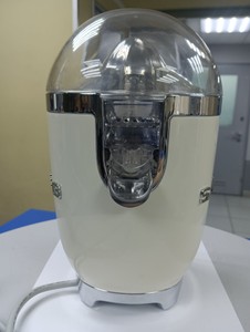 Б/в Соковитискач Smeg cjf01creu 01-201007450