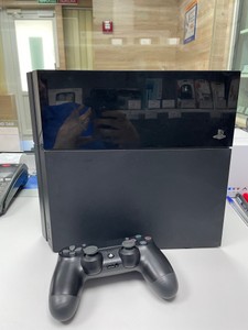 Б/у Игровая приставка Sony playstation 4 500gb 01-201013539