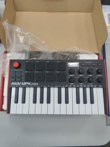 Б/в Midi-контролер Akai mpk mini mk3 01-201045494