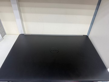 Б/в Ноутбук Dell 15/core i7 6820hq ddr3/16gb ddr4/hdd *відсутній/ssd 256 gb/radeon r9 m360 2gb 01-201117038