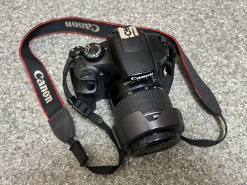 Б/в Фотоапарат Canon eos 1300d/ ef-s 18-55mm f/3,5-5,6 is iii 01-201120420