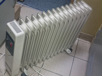 Б/в Обігрівач Philips hd3447 01-201126396