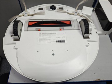 Б/в Робот-пилосос Xiaomi mi robot vacuum mop essential 01-201147015