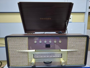 Б/в Програвач вінілових платівок Crosley rhapsody entertainment center mahogany 01-201144747