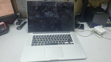 01-200427728: Apple macbook pro/ a1398/ core i7 2.3hgz/ ram8gb/ ssd256gb/ geforce gt 650m/ intel hd4000