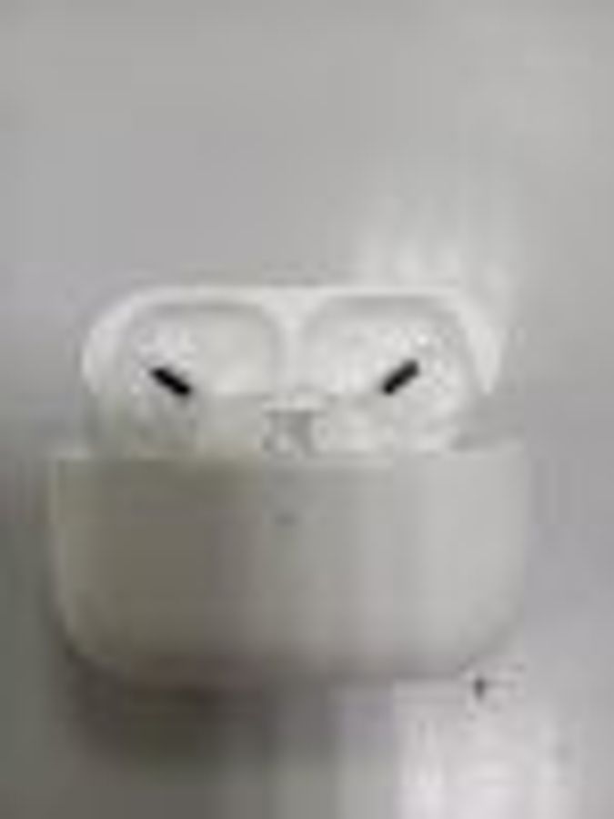 airpods pro 2nd generation with magsafe charging case usb-c