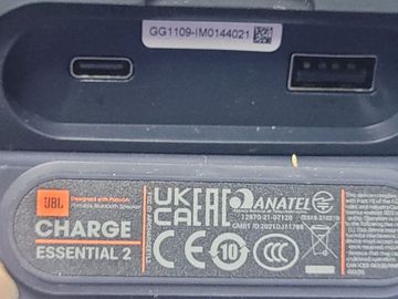 01-200761862: Jbl charge essential 2