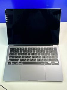 01-200761786: Apple macbook air 13,6" m2 2022