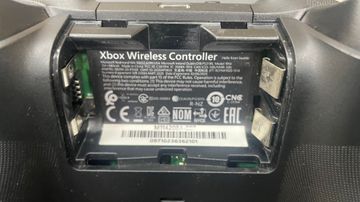 01-200749782: Microsoft xbox series x 1tb