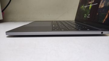 Б/у Ноутбук Apple macbook pro 2019 a2159 13,3" core i5 1,4ghz/ram 8gb/ssd 128gb/intel iris plus graphics 645 01-200816460