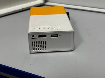 Б/у Проектор Без Виробника без можелі 01-200819745