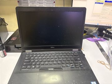 Б/в Ноутбук Dell 14/core i5 6300u ddr3/8gb ddr3/hdd *відсутній/ssd 256 gb/*інтегрована 01-200831343