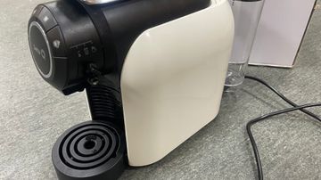 Б/у Кофеварка Delta q mini qool 01-200780339