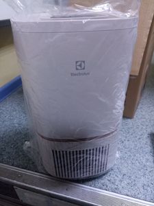 Б/в Очищувач повітря Electrolux pure 500 01-200850703
