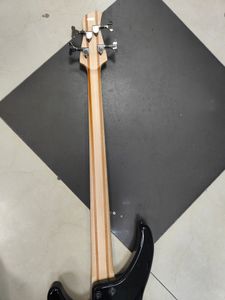 Б/в Бас-гітара Yamaha trbx304 01-200859083