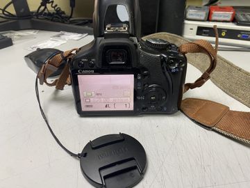 Б/у Фотоаппарат Canon eos 450d/ efs 18-55mm macro 0.25m/0.8ft 01-200864487