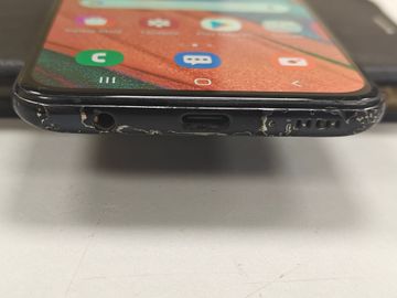 Б/в Мобільний телефон Samsung galaxy a40 2019 sm-a405 4/64gb 01-200860301