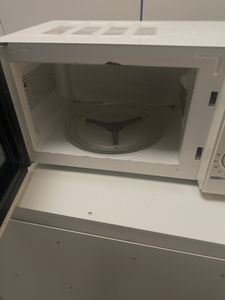 Б/в Мікрохвильова піч Elenberg mg 2050 m 01-200872102