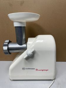 Б/у Мясорубка Белвар кэм-36/220-4 01-200886001