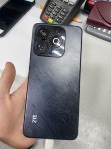 Б/в Мобільний телефон Zte blade a75 4/128gb 01-200886409