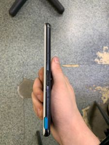 Б/у Мобільний телефон Asus rog phone 5 12/128gb 01-200901138