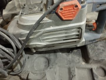 Б/в Відбійний молот Deshi z1g-ds-65h 01-200909843