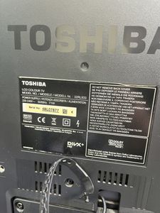 Б/в Телевізор Toshiba 32rl933 01-200912090