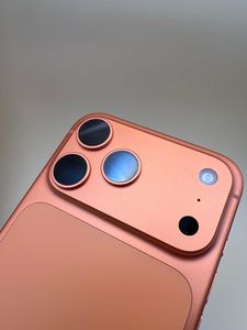 Б/в Мобільний телефон Apple iphone 17 pro max 2tb 01-200916020