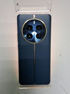 Б/в Мобільний телефон Realme 12 pro+ 8/256gb 01-200916848