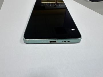 Б/в Мобільний телефон Samsung galaxy a73 5g 8/256gb 01-200919551