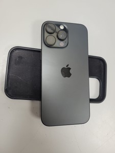 Б/в Мобільний телефон Apple iphone 16 pro max 256gb 01-200963148