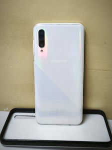 Б/в Мобільний телефон Samsung galaxy a30s 3/32gb 01-200988051