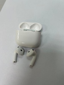 Б/в Навушники Apple airpods 4 with active noise cancellation 01-200997530