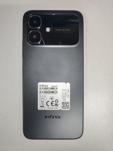 Б/в Мобільний телефон Infinix smart 20 4/128gb 01-200996961