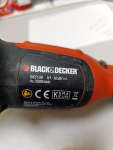 Б/в Акумуляторна шабельна пила Black&Decker gkc108 01-200998900