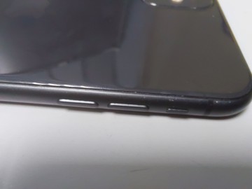 Б/в Мобільний телефон Apple iphone 11 64gb 01-201042472