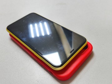Б/в Мобільний телефон Apple iphone 11 64gb 01-201050377