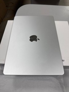 Б/в Ноутбук Apple macbook air 13,6" m2 2022 01-200989211