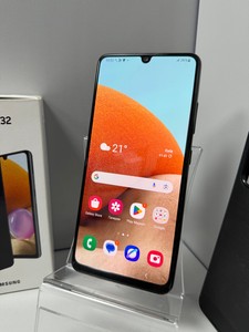 Б/в Мобільний телефон Samsung galaxy a32 4/64gb 01-201070940