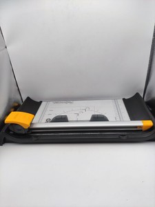 Б/в Гільйотина для паперу Fellowes Trymer neutron plus a4 01-201086338