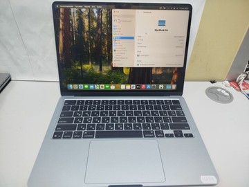 Б/у Ноутбук Apple macbook air 13,6" 2025 / m4/ 10 core gpu/ ram16g/ ssd512gb 01-201102831