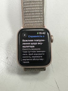 Б/в Смарт-годинник Apple watch nike series 6 gps 40mm aluminum case 01-201105195