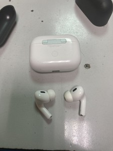 Б/у Навушники Apple airpods pro 2nd generation with magsafe charging case usb-c 01-201149794