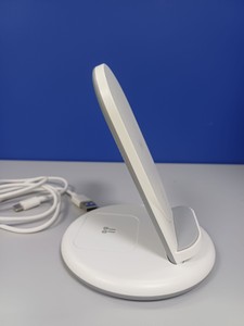 Б/в Бездротовий зарядний пристрій Wiwu power air 3 in 1 wireless charger 01-201154485